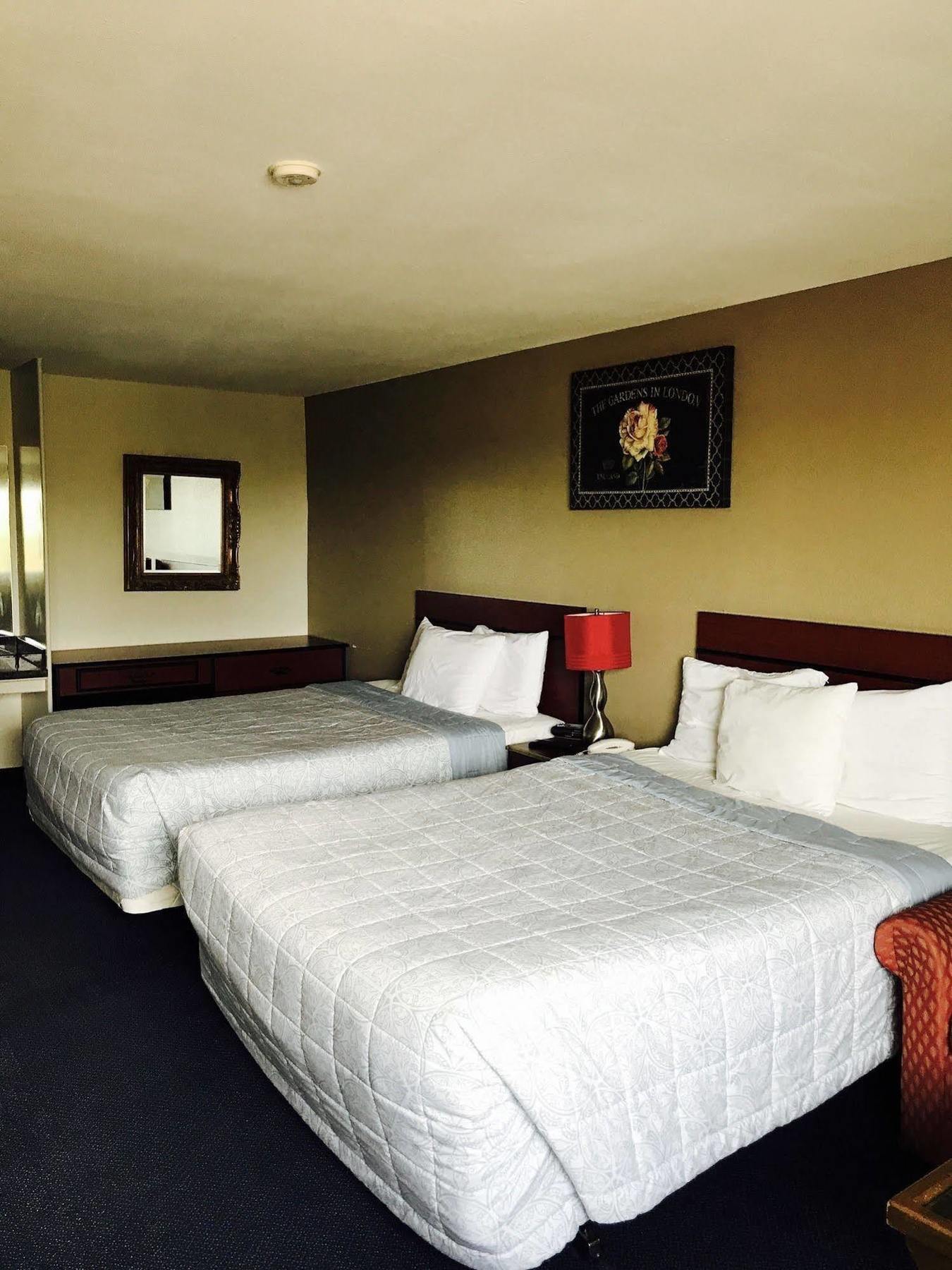 Sutton Suites Hotel SeaTac Ngoại thất bức ảnh