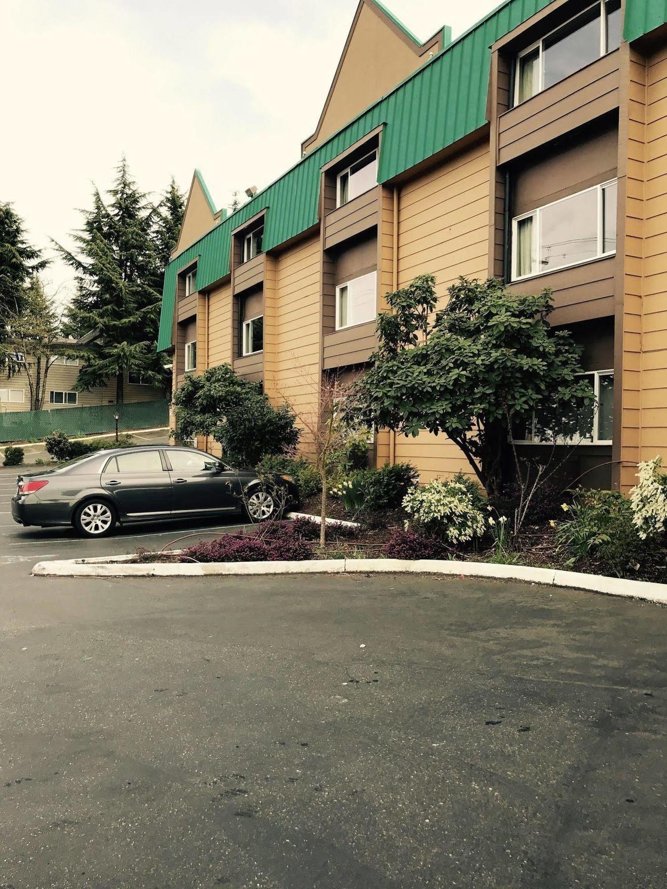 Sutton Suites Hotel SeaTac Ngoại thất bức ảnh
